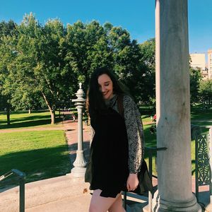 Meet your Posher, Christine